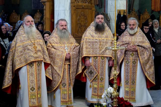 Slujbă pentru cei trei mari duhovnici de la Sihăstria. PS Nichifor Botoșăneanul: „”
