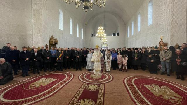 PS Ignatie, Episcopul Hușilor, la parohia Berezeni