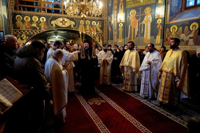 Duminica după Nașterea Domnului, la Parohia Voinești: „Să avem alegerea cea bună, să ne bucurăm de Domnul”