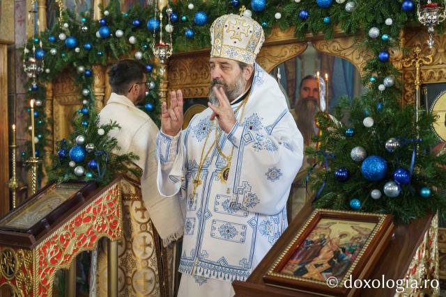 Credincioșii din Parohia Bahluiu, în rugăciune alături de Preasfințitul Nichifor Botoșăneanul