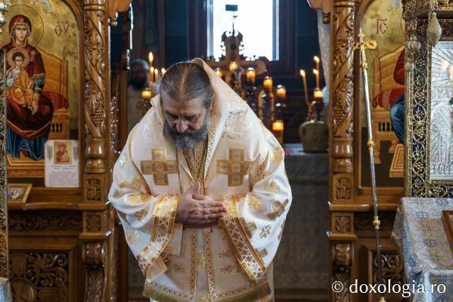 Slujire arhierească la Capela „Sfântul Spiridon” din cadrul Căminului de bătrâni Leorda