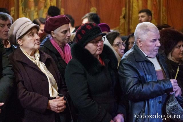 Credincioșii ieșeni s-au rugat împreună cu PS Nichifor Botoșăneanul la hramul Mănăstirii „Sfinții Trei Ierarhi” din Iași