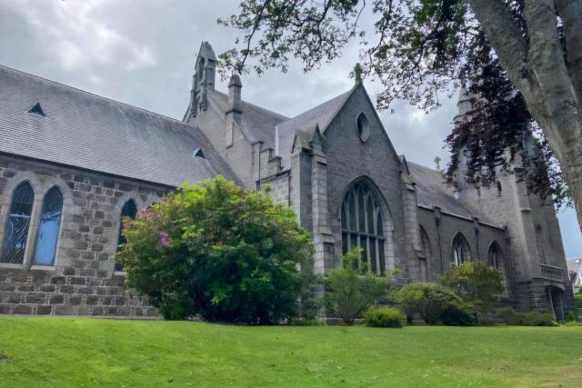 Donează pentru viitorul comunității românești ortodoxe din Aberdeen