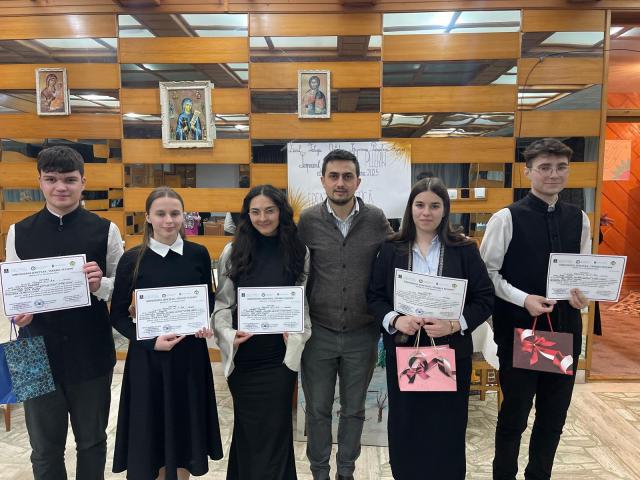 Elevii Seminarului Teologic „Veniamin Costachi” – premiați la Simpozionul „Tânărul pelerin”