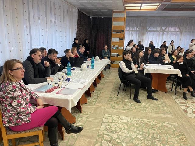 Elevii Seminarului Teologic „Veniamin Costachi” – premiați la Simpozionul „Tânărul pelerin”
