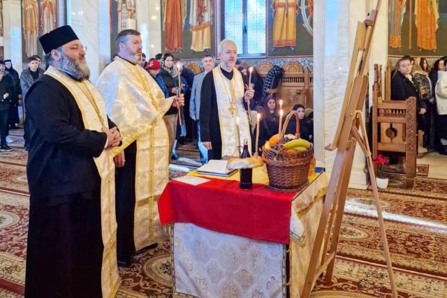 Eminescu, omagiat la Seminarul Teologic Ortodox „Veniamin Costachi” și Centrul Cultural din Vânători-Neamț