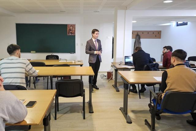 Facultatea de Teologie Ortodoxă din Iași și-a selectat noii conferențiari și asistenți universitari