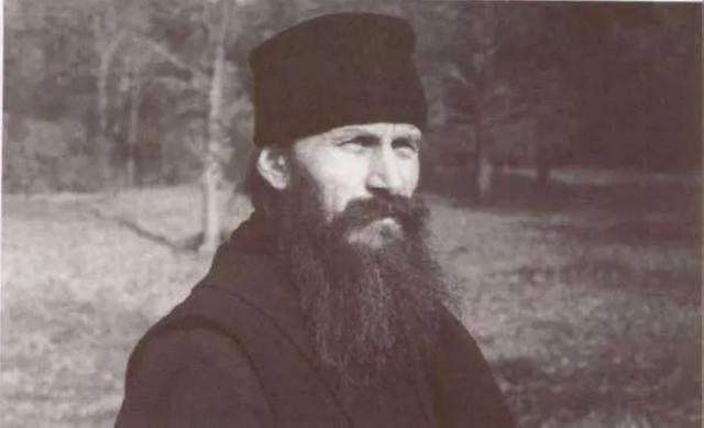 Arhimandritul Ioanichie Bălan