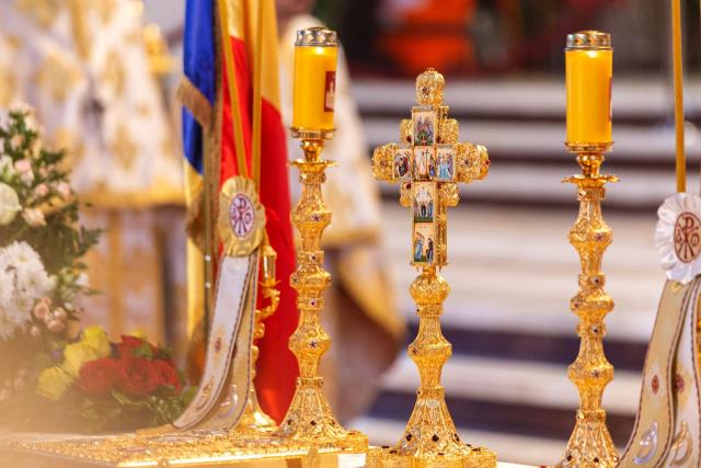 Slujbe de mulțumire în toate lăcașurile de cult, la 166 de ani de la Unirea Principatelor Române