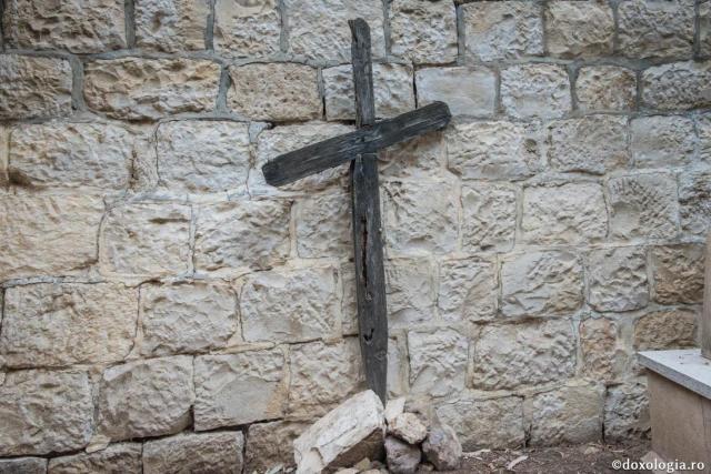 cruce de lemn