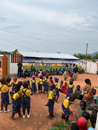 Cătunul Sfântul Gheorghe, Tanzania