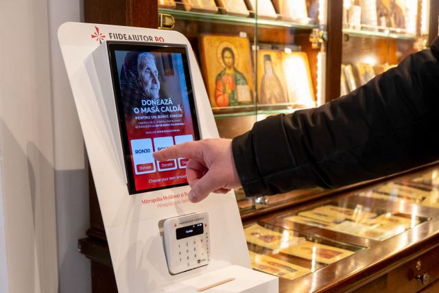 Stații electronice de donare pentru proiecte filantropice din Mitropolia Moldovei și Bucovinei