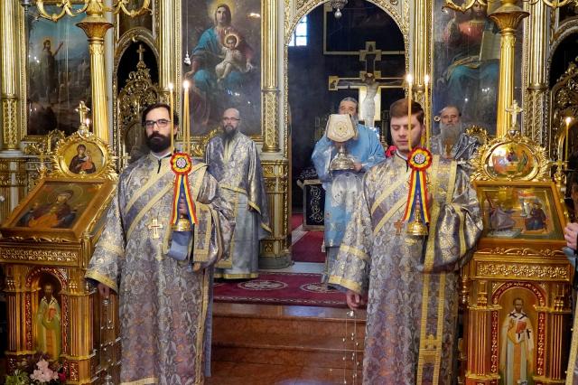 Buna Vestire la Catedrala Mitropolitană din Iași: „Să devenim și noi purtători de Dumnezeu, precum Maica Domnului, prin Sfintele Taine”