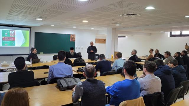 Sfinții Cuvioși Cleopa și Paisie, evocați într-o nouă întâlnire a Cercului de Spiritualitate al Facultății de Teologie Ortodoxă din Iași / Foto: Ionuț Vieru / Mihail Negru