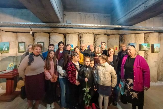 Icoane și biserici prin ochii copiilor – o expoziție de suflet la Muzeul Mitropolitan Iași