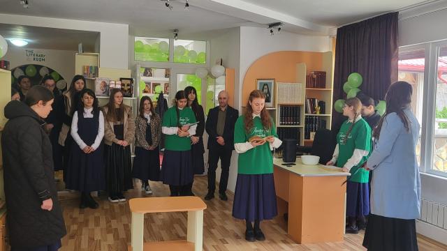 La Liceul Teologic Ortodox „Cuvioasa Parascheva”  din Agapia a fost lansat clubul de lectură „Thinker Club”