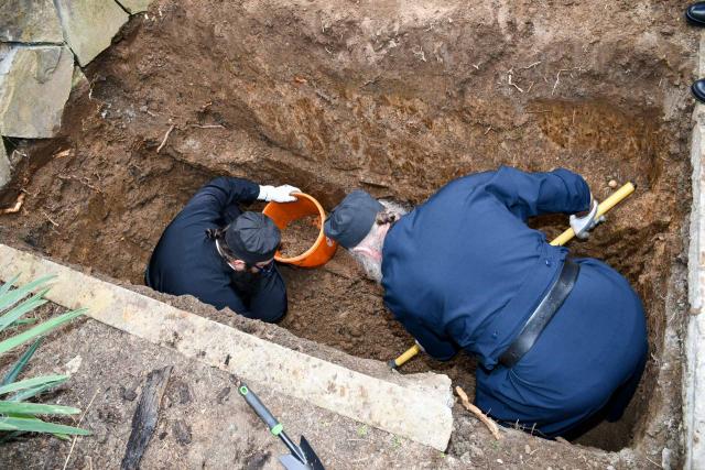 Osemintele Sfântului Cuvios Calistrat, deshumate la Mănăstirea Vasiova