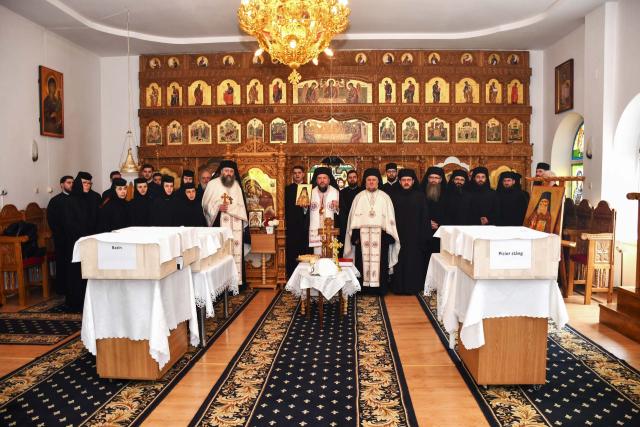 Osemintele Sfântului Cuvios Calistrat, deshumate la Mănăstirea Vasiova