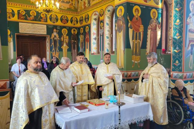 Taina Sfântului Maslu și activități misionare în două biserici din comuna Răducăneni
