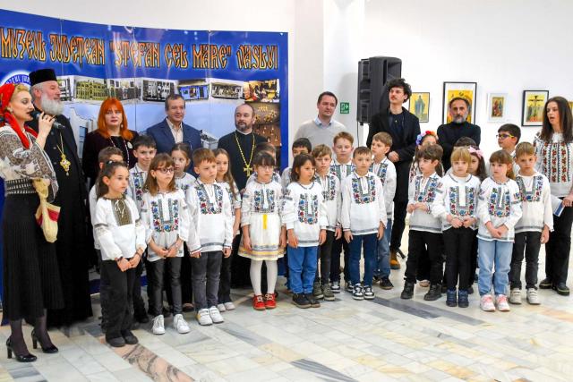 „Din tradiție în contemporaneitate”: Expoziție de artă sacră la Muzeul Județean Vaslui