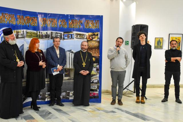 „Din tradiție în contemporaneitate”: Expoziție de artă sacră la Muzeul Județean Vaslui