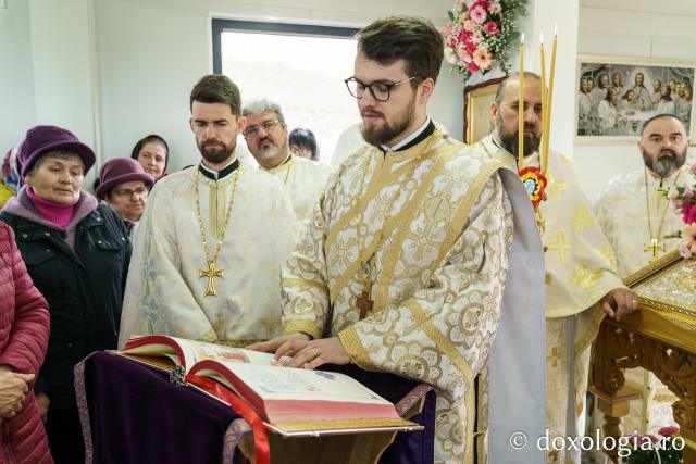 Zi de sărbătoare în Iași: Parohia Uricani II a primit binecuvântare arhierească și un nou spațiu de rugăciune