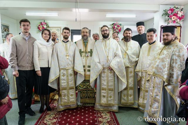 Zi de sărbătoare în Iași: Parohia Uricani II a primit binecuvântare arhierească și un nou spațiu de rugăciune