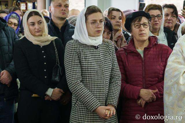 Zi de sărbătoare în Iași: Parohia Uricani II a primit binecuvântare arhierească și un nou spațiu de rugăciune