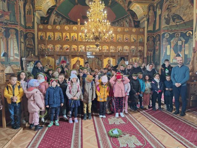 „Urcuș spre Înviere”, lecție pentru elevii Școlii „Alexandru Ioan Cuza” din Ruginoasa