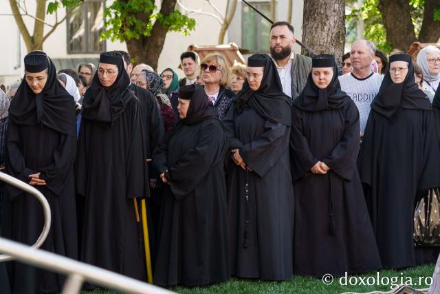 Botoșaniul în rugăciune: Moaștele Sfântului Gheorghe Pelerinul, purtate pe străzile orașului