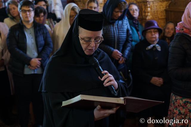 Slujbă de sfințire la Parohia „Nașterea Maicii Domnului” - Curături, Protopopiatul Iași III