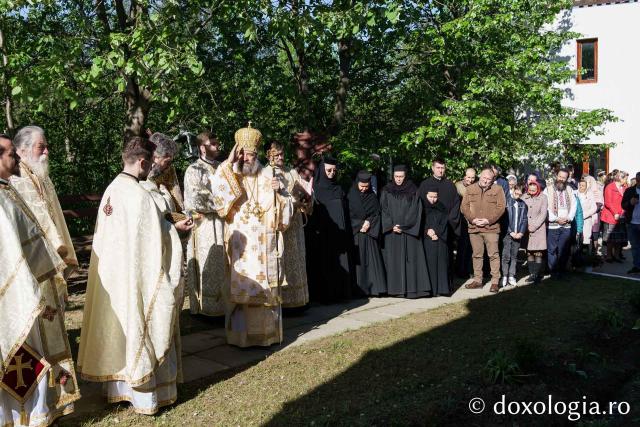 Slujbă de sfințire la Parohia „Nașterea Maicii Domnului” - Curături, Protopopiatul Iași III