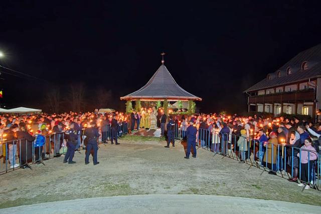 Bucuria Învierii Domnului la Mănăstirea „Sângeap – Basaraba”