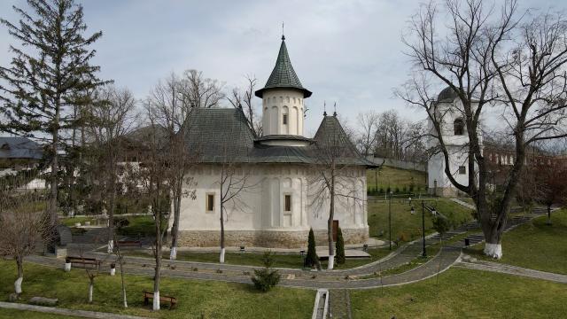 manastirea Coșula