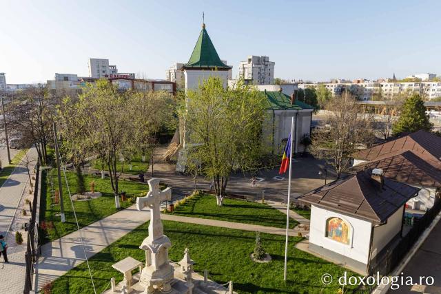 Marea Luni la Biserica „Ziua Crucii” din Iași