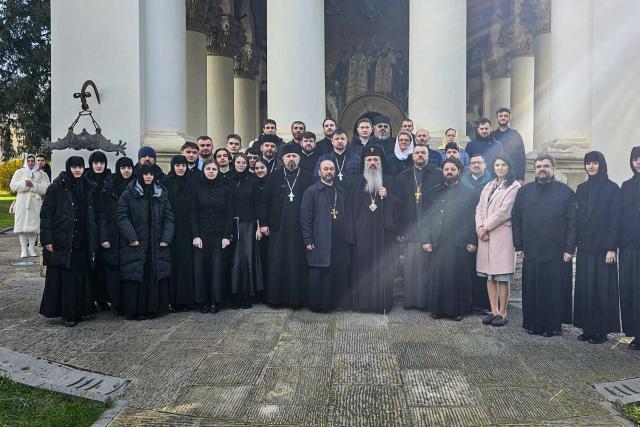 Conexiuni academice și duhovnicești: Două zile de parteneriat între extensiunea din Chișinău și Facultatea de Teologie Ortodoxă din Iași
