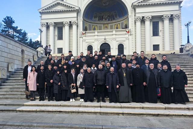 Conexiuni academice și duhovnicești: Două zile de parteneriat între extensiunea din Chișinău și Facultatea de Teologie Ortodoxă din Iași
