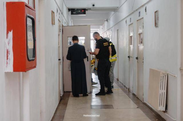 Deținuții din Penitenciarul Iași au primit pachete de sărbători