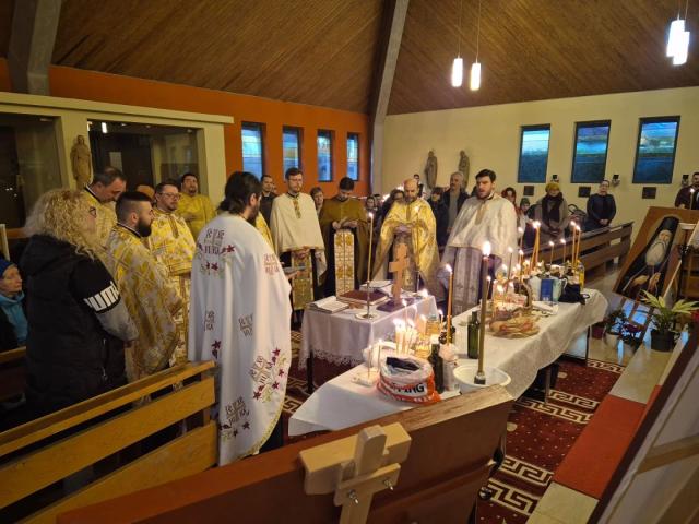 Volumul „Minute cu Hristos”, lansat de Protos. Ioan Popoiu la Parohia românească din Hersbruck
