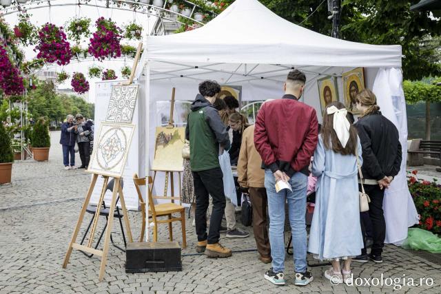 Atelierul de mozaic și pictură Eikon a deschis cea de-a treia zi a IBMF 2025