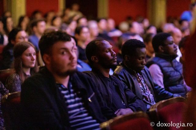 Cel de-al doilea concert IBMF, la Teatrul Național din Iași: „Am pășit pentru o clipă la strana Bisericii cele Mari din Constantinopol, Sfânta Sofia”