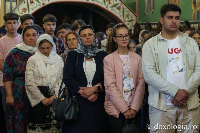 Peste 500 de tineri au participat la Întâlnirea anuală a tinerilor din protopopiatele ieșene
