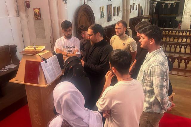 Cursuri de muzică psaltică și tipic bisericesc la Mănăstirea Godoncourt din Franța