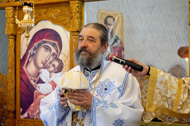 Hirotonie de preot, în Duminica Mironosițelor, la Parohia Ciulinești