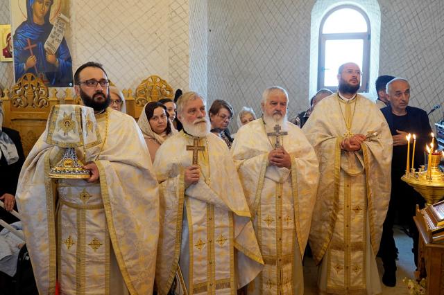 Hirotonie de preot, în Duminica Mironosițelor, la Parohia Ciulinești