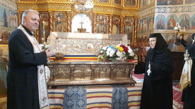 Cuvântul Stavroforei Iosefina Giosanu, stareța Mănăstirii Varatic, la întâmpinarea moaștelor Sfântului Constantin Brâncoveanu: „Întâlnire ca aceasta nu a mai avut niciodată loc”