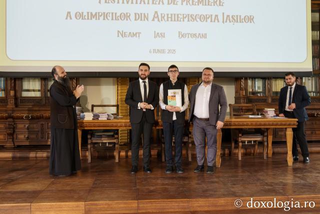 67 de elevi premiați pentru excelență la olimpiadele de Religie și Cultură și Spiritualitate Românească