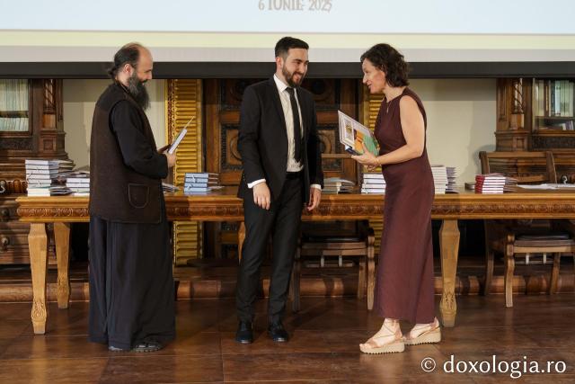 67 de elevi premiați pentru excelență la olimpiadele de Religie și Cultură și Spiritualitate Românească