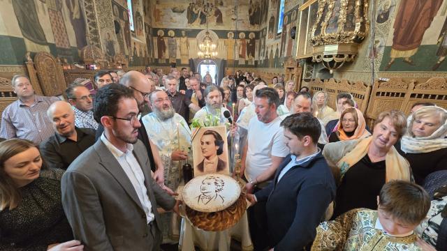 Mihai Eminescu comemorat la Schitul Vovidenia – Neamț  prin slujbă de pomenire și lansare de carte