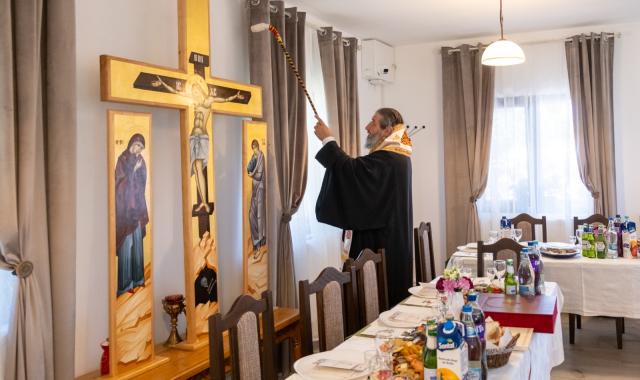 Parohia Șendreni are un nou așezământ: Casa socială „Sfânta Teodora de la Sihla”, binecuvântată de PS Nichifor Botoșăneanul